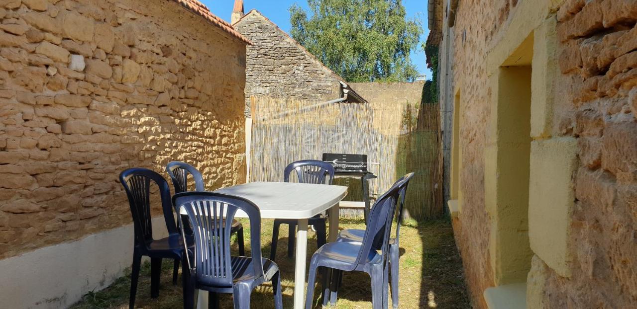 Petite Maison En Pierre Au Coeur Du Perigord Noir Proche De Sarlat Et Rocamadour Salignac Eyvigues エクステリア 写真