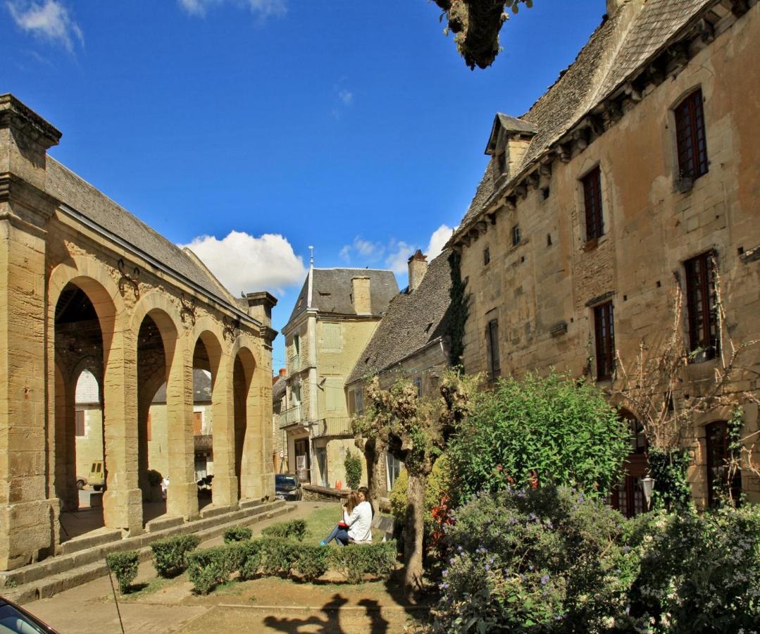 Petite Maison En Pierre Au Coeur Du Perigord Noir Proche De Sarlat Et Rocamadour Salignac Eyvigues エクステリア 写真