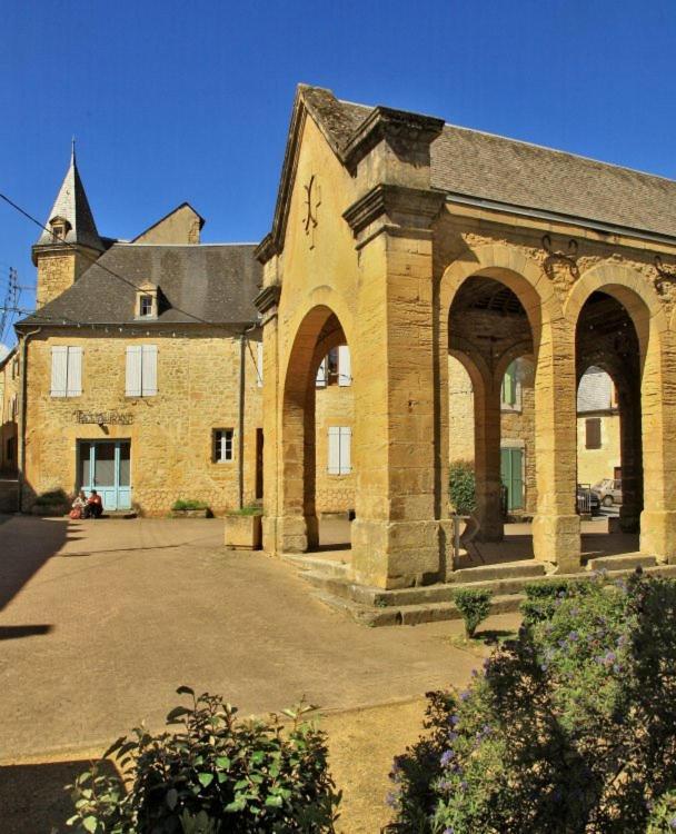 Petite Maison En Pierre Au Coeur Du Perigord Noir Proche De Sarlat Et Rocamadour Salignac Eyvigues エクステリア 写真