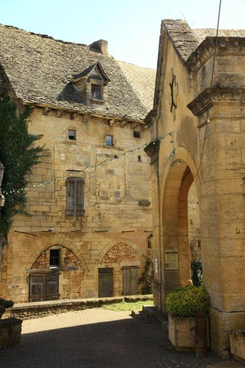 Petite Maison En Pierre Au Coeur Du Perigord Noir Proche De Sarlat Et Rocamadour Salignac Eyvigues エクステリア 写真